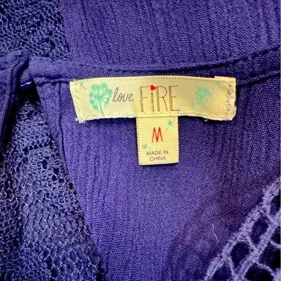 Love Fire Dark Blue Lace with Lace detailing Neckline Dress Size Medium - Picture 10 of 12